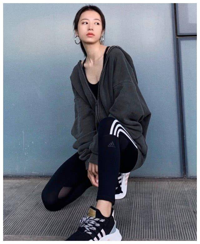 周雨彤的腿有多让人羡慕?