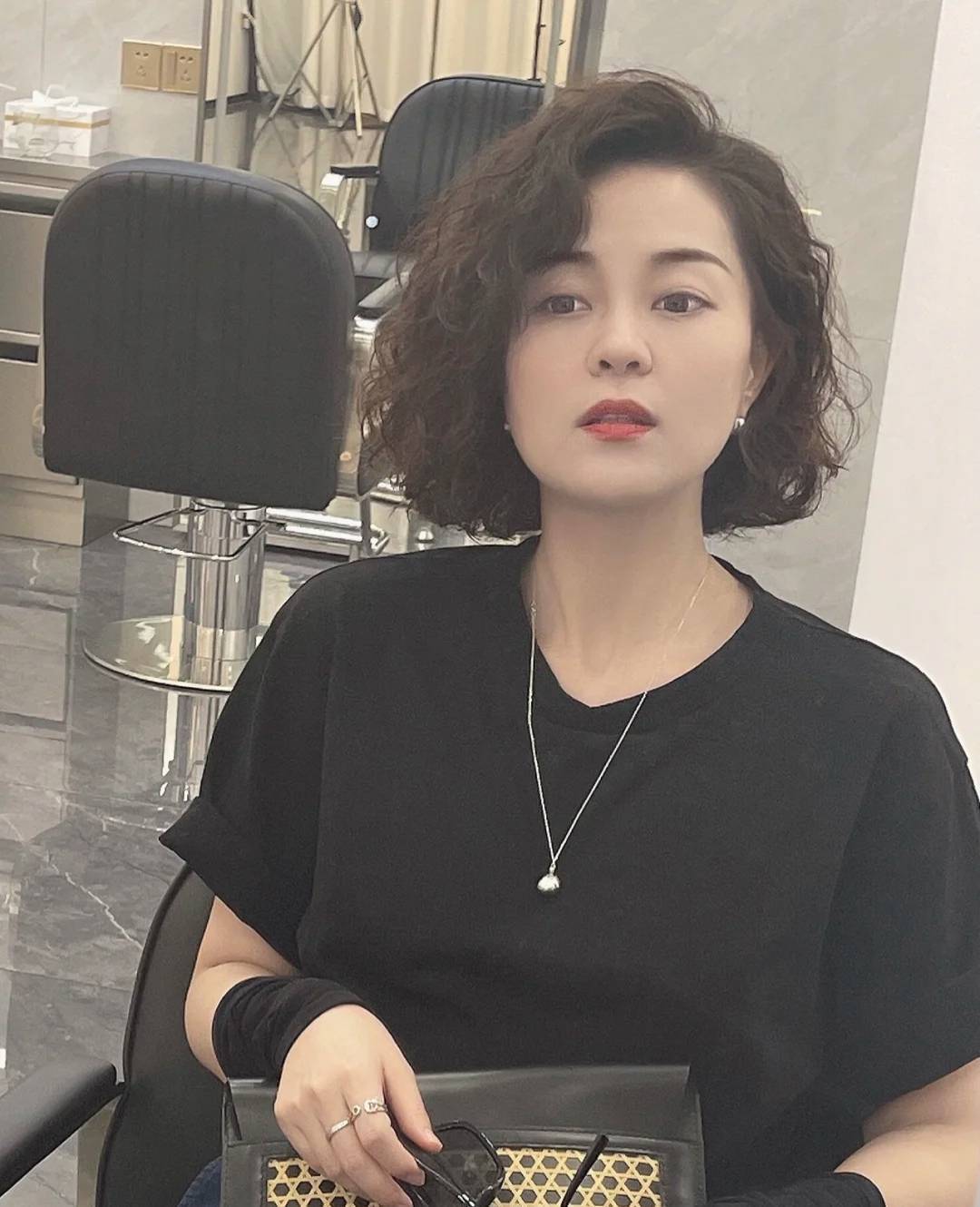 国内知名造型师梁可新老师造型设计师梁可新——发现美 创造美 遇见美