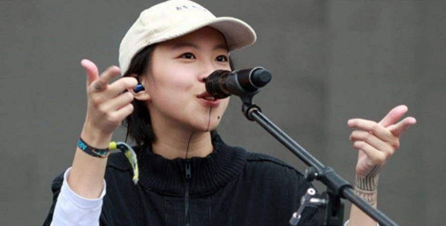 高原:以前抢走窦唯,现仍跟王菲较劲,让女儿模仿王菲之女生活_姜昕