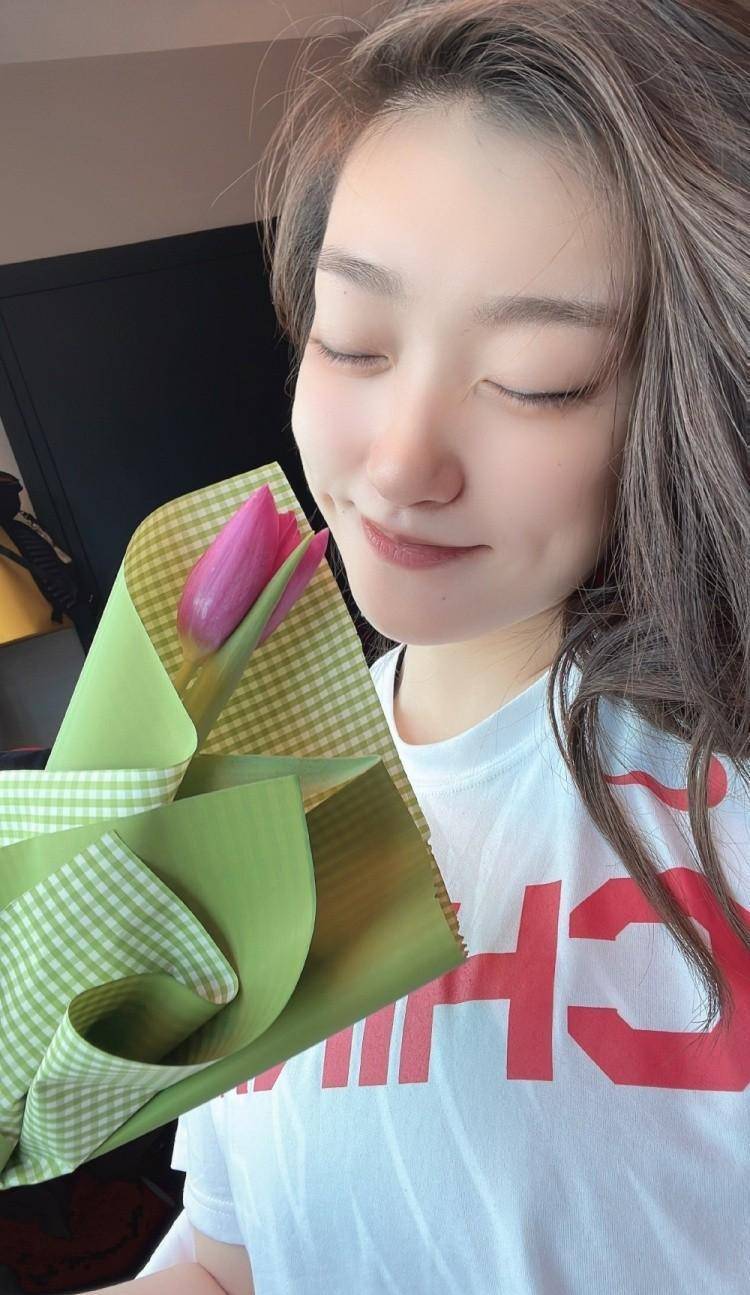 中国女篮结束隔离将回国,李梦晒美照小公主们要回家啦_平安_微博_我家