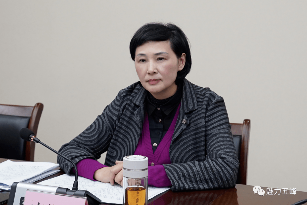 李伦华:统筹抓好疫情防控安全生产平安稳定工作 全力以