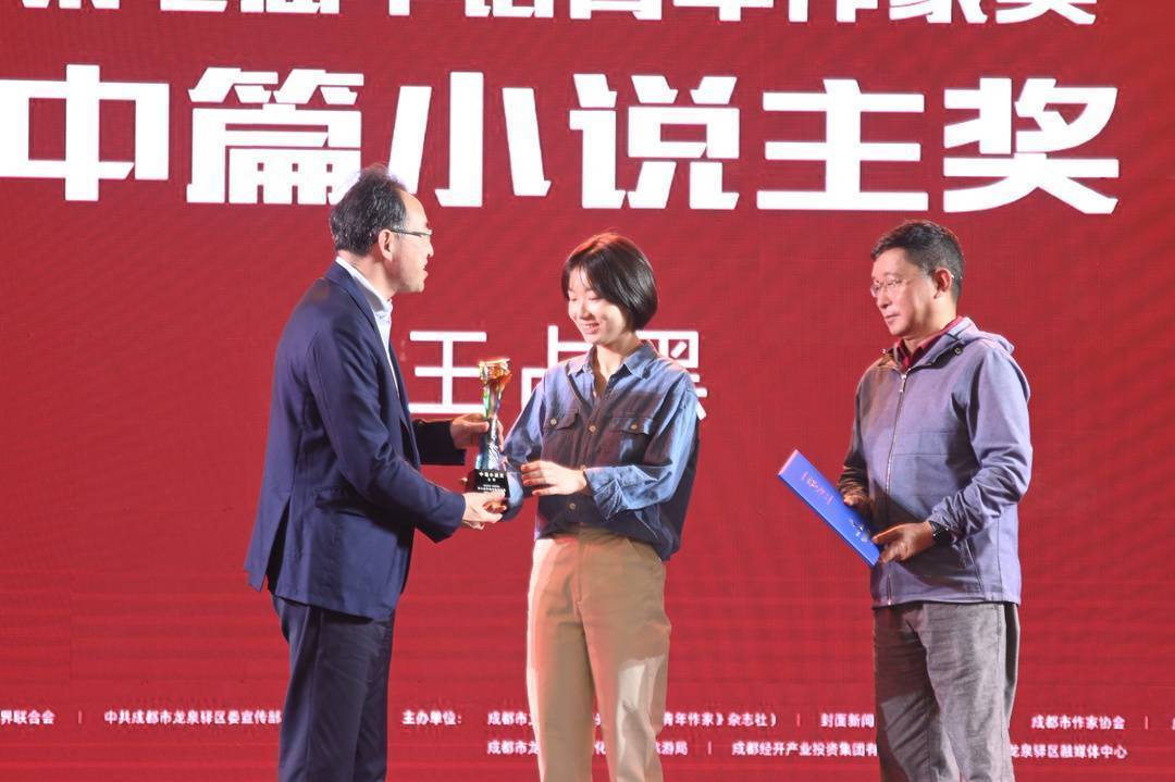 90��Ů������ռ�ڻ���ƪС˵�����������ߵĿ϶������� ...