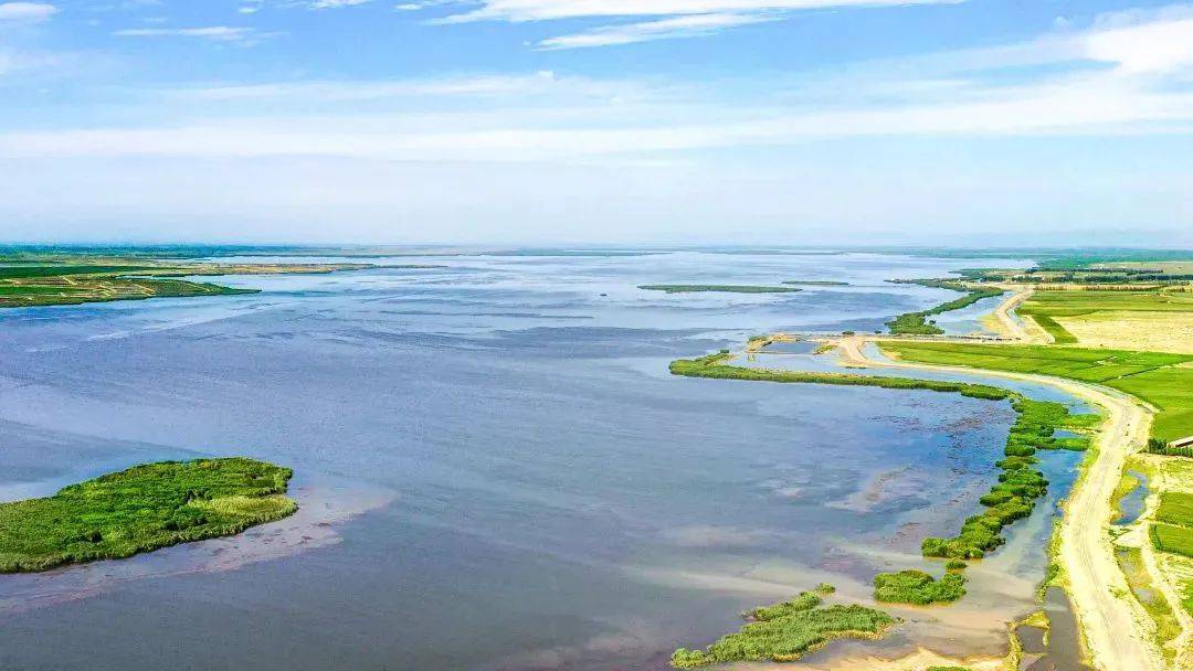 內蒙古烏梁素海,是中國八大淡水湖之一,也是黃河流域最大的功能性溼地