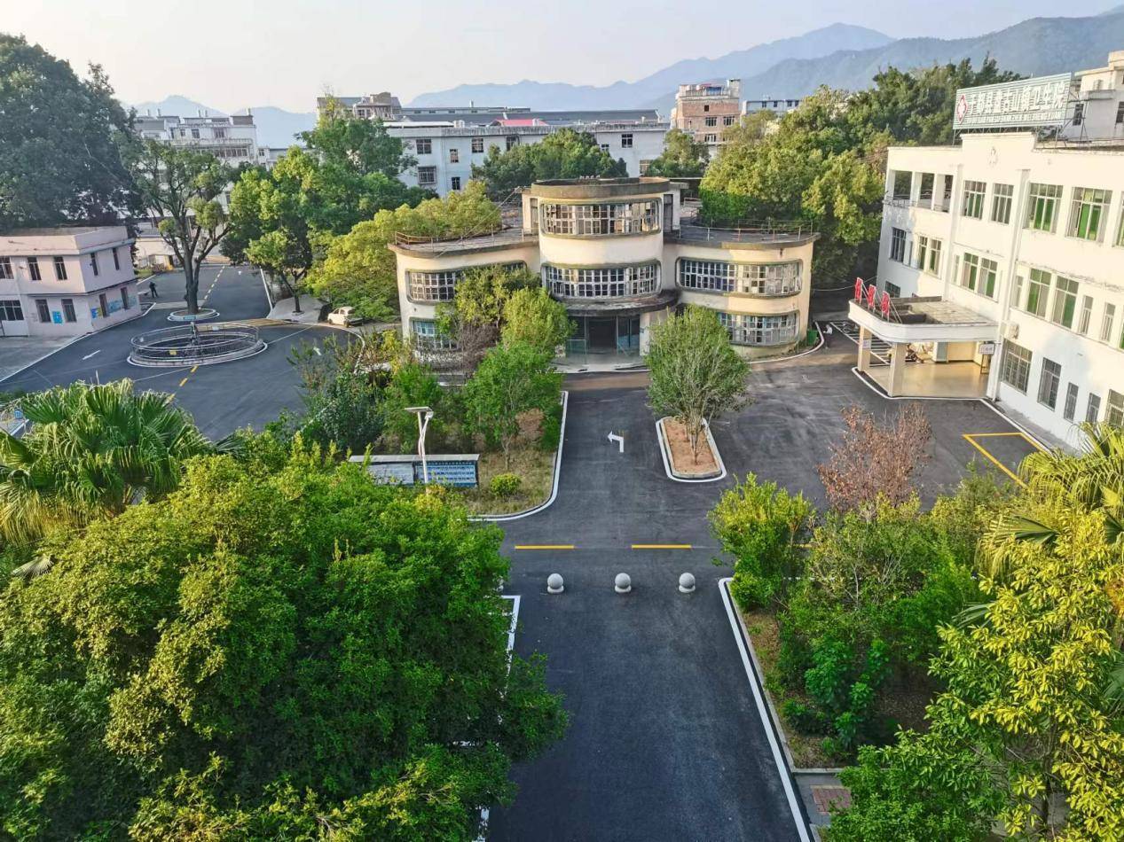 赣州于都县盘古山镇卫生院:小医院大变化_改造_路面_住院