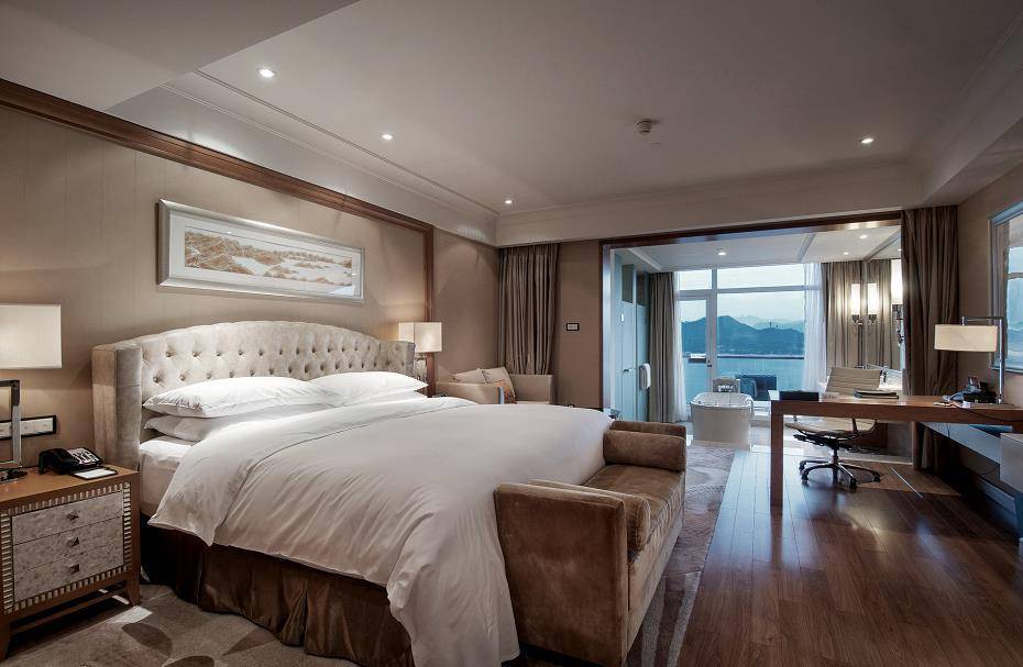 揭秘青海华鼎新主王封背后的龙池牡丹：高端话术