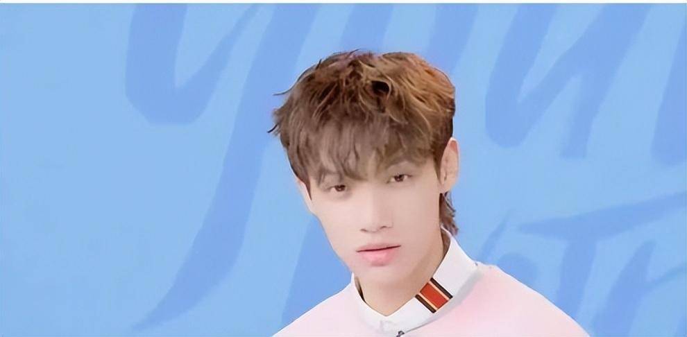 离开罗志祥周扬青放飞自我,恋上小10岁的段星星,罗昊已成过去式_照片