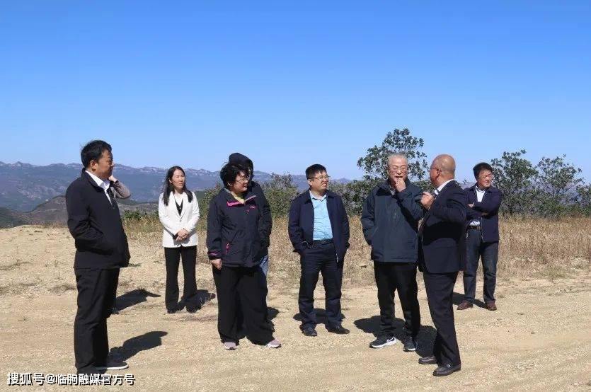潍坊市农业农村局二级调研员张丙来到临朐县冶源街道调研_口村_彩虹路