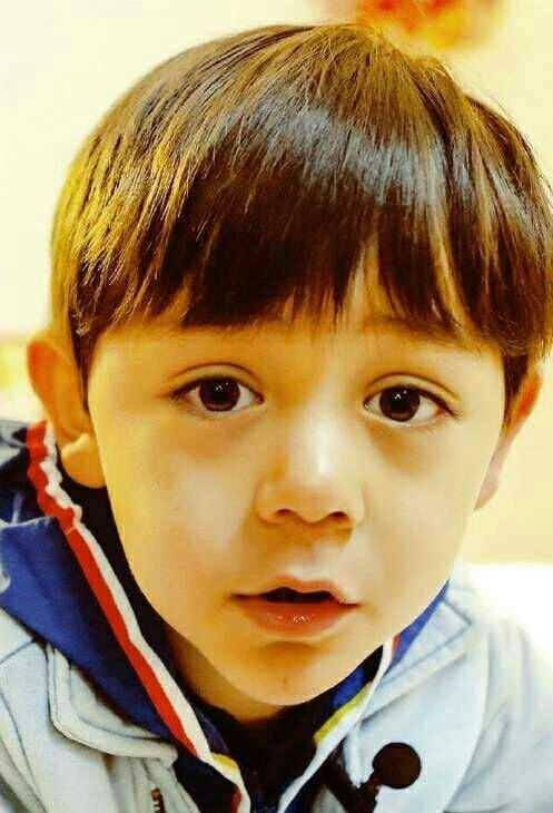 来舔一舔这些明星的混血孩子的颜,姜文女儿如今22岁了,美成这