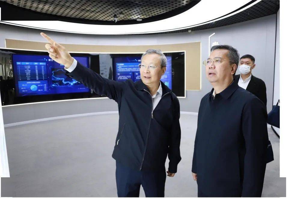 盛佃清与山西广播电视台党组书记,台长刘英魁举行工作会谈_发展_时代