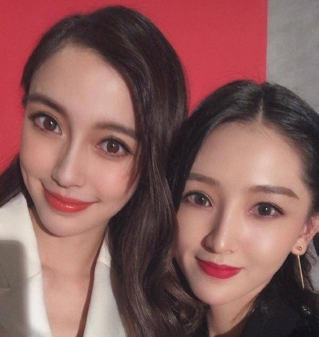 在看合照之前,似乎还需要先来介绍一下这个陈白羊是谁.