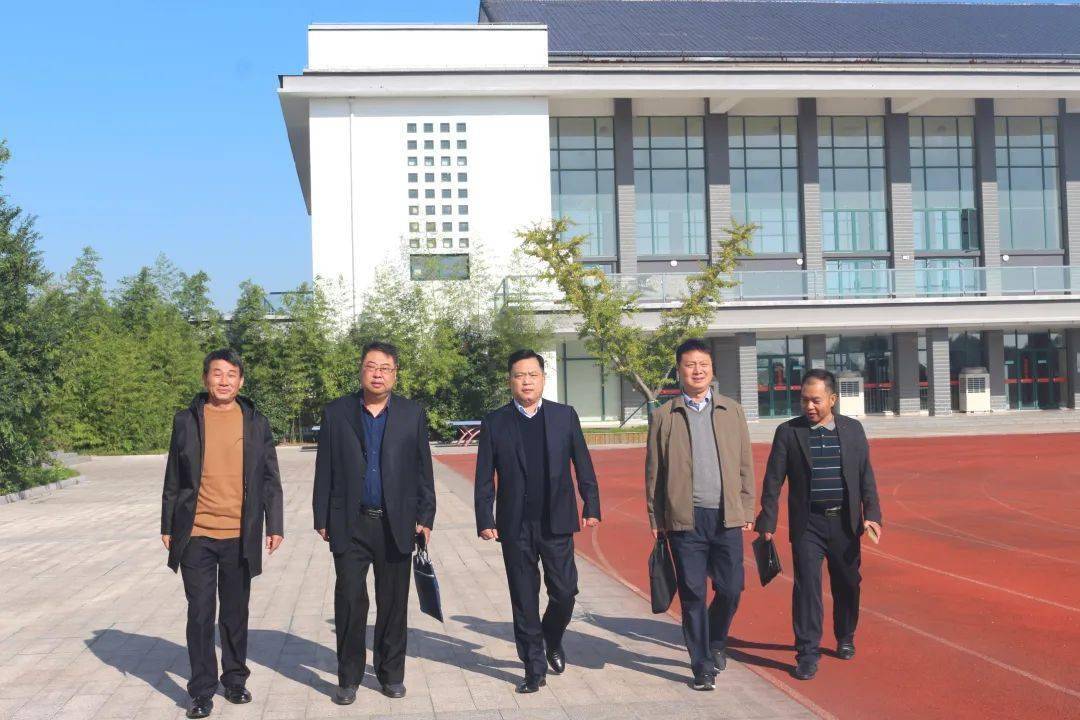 县专项整治督查组到上冈小学教育集团复兴小学督查指导工作_领导_师德
