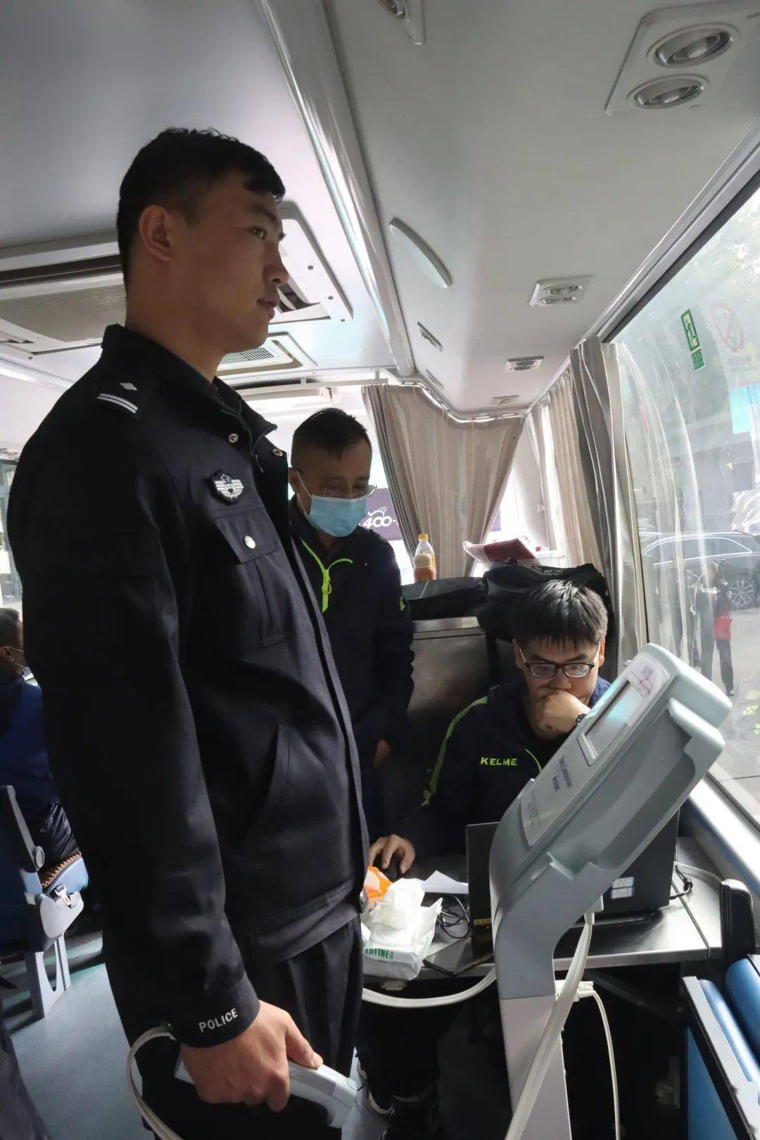 公益体测活动到一线进警营