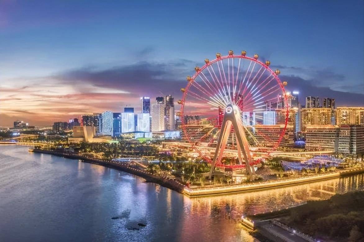 这都可以？（华侨城集团资产总额）华侨城集团规模，(图5)