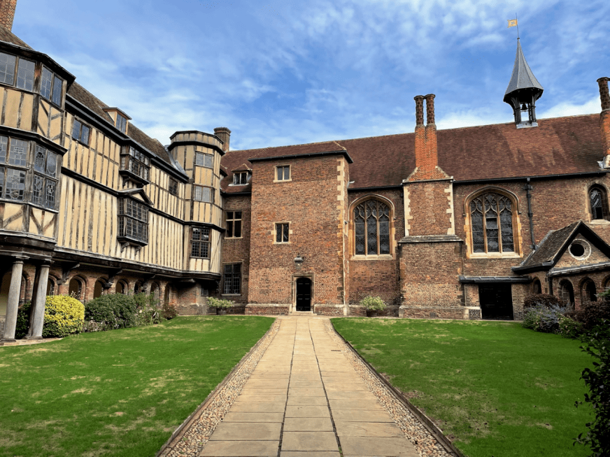 代办英国签证签证_英国个人旅游签证代办_代办英国签证多少钱