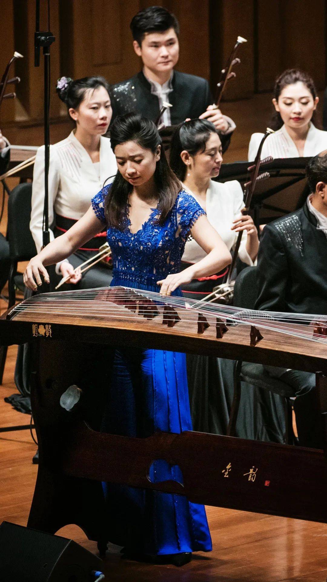 《泱泱国风》，国家大剧院（2017） 经年累月于古筝演奏，让缪青的演奏越发炉火纯青