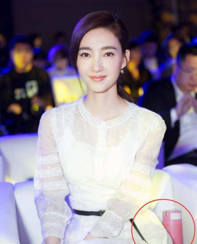 "素颜女神"王丽坤,36岁体重88斤,公开保持好身材的秘诀_运动_时候