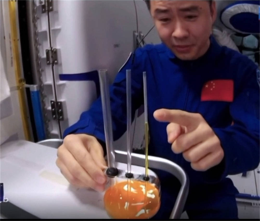 完全失重环境中的"天宫课堂",给我们带来的不仅是知识,有趣且有用
