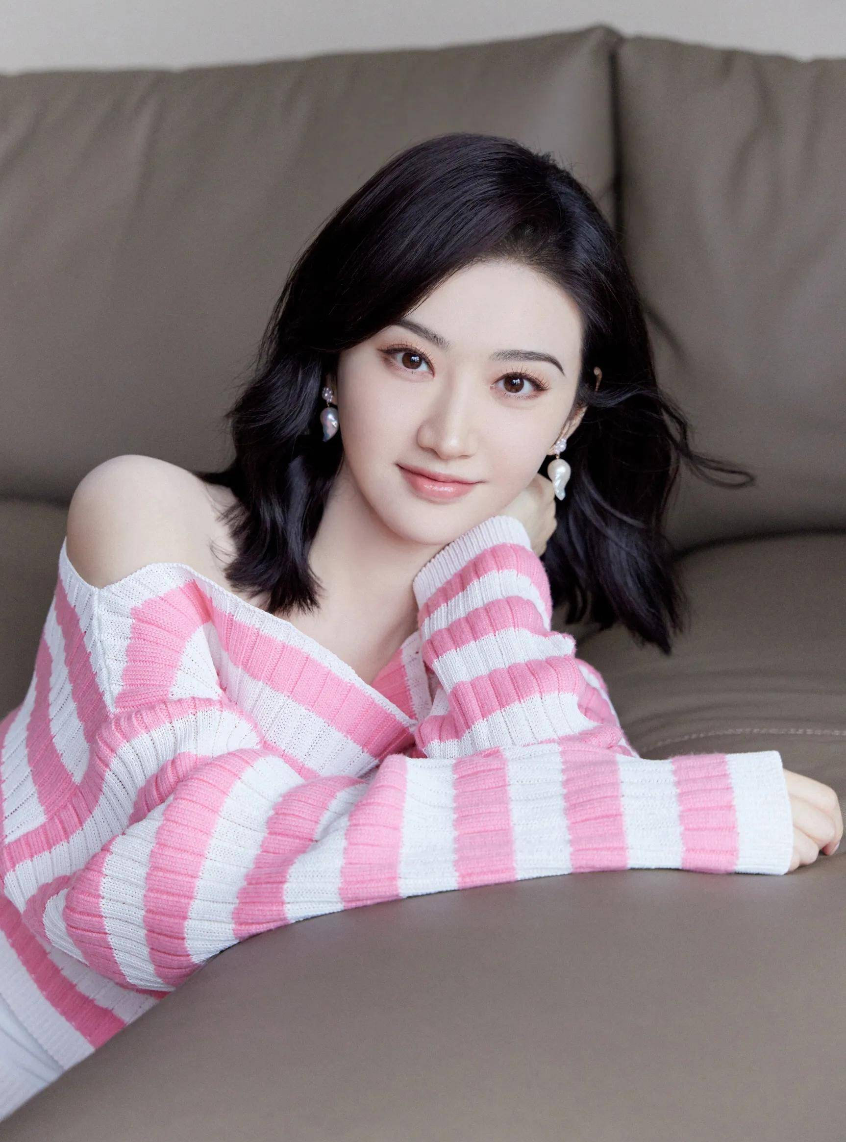 景甜不愧为"姐圈"的颜值典范!_景甜_典范