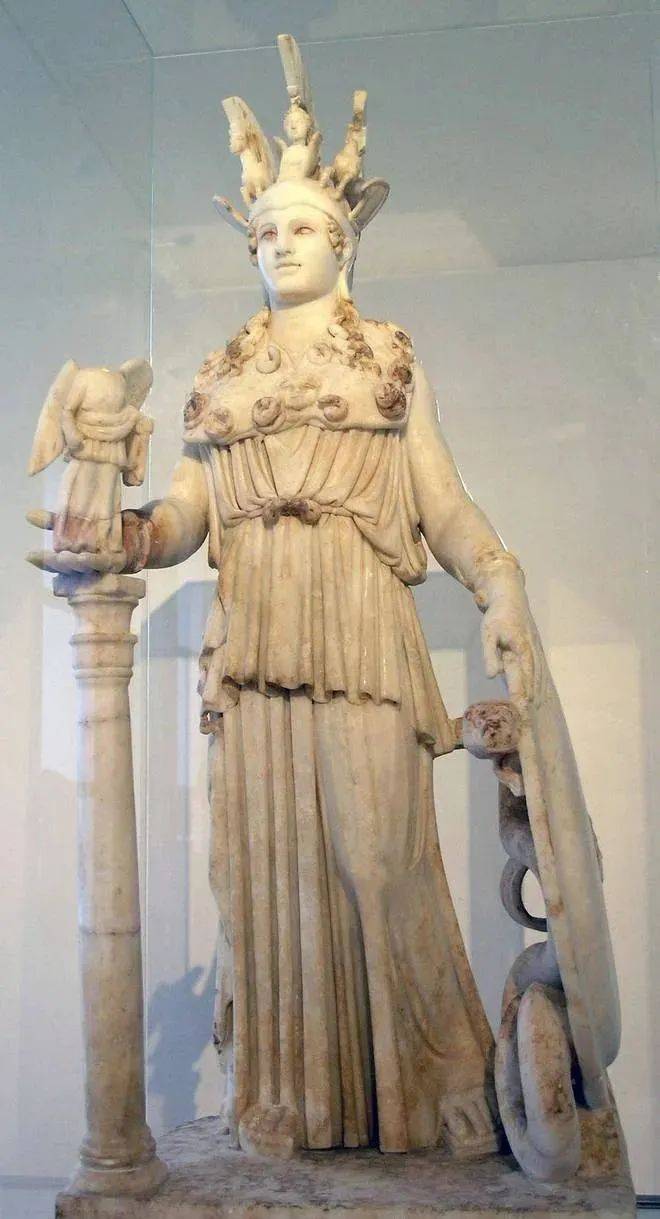 它是古希腊第一座女性裸体雕塑