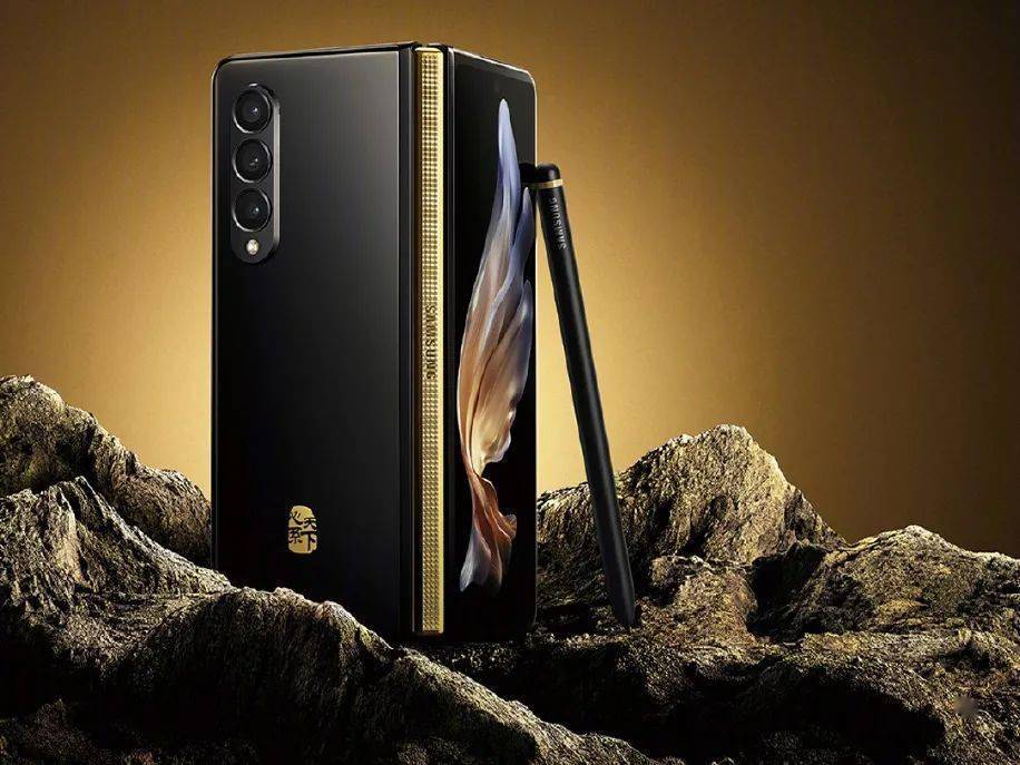 21发 三星新款折叠屏预热 w23横折 flip竖折两款_系列_手机_心系