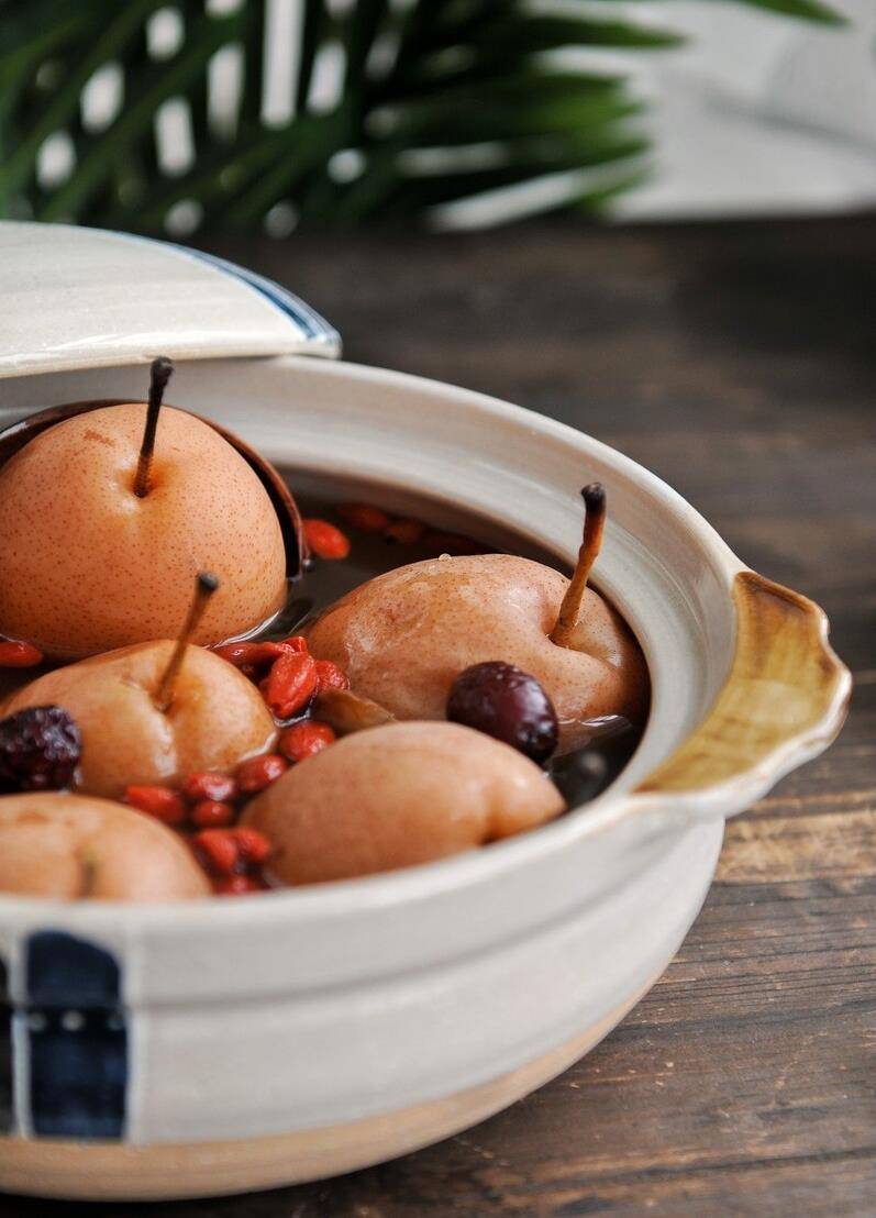 兰州名吃热冬果梨的做法_清水_红枣_陈皮