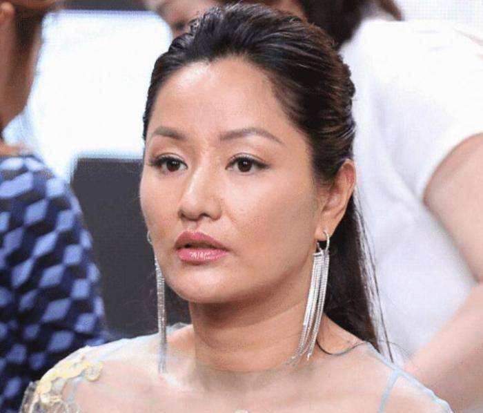 49岁瞿颖发福严重,被吐槽"又黑又壮",女星想自然老去真的好难_身材