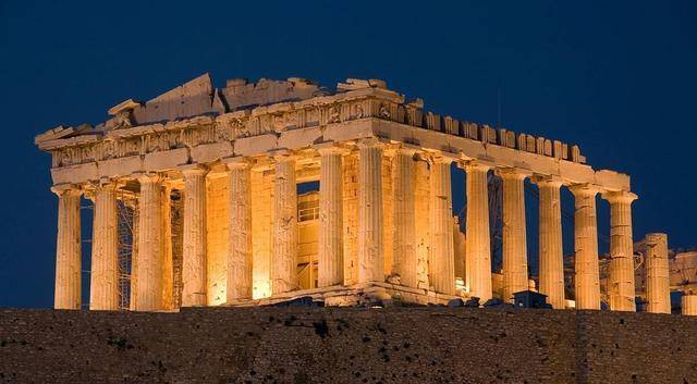 古希腊时期那些金碧辉煌的神庙在历经了战争之后依旧屹立不倒吗？