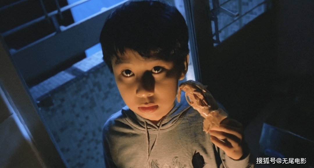 周星驰《回魂夜》硬核分析,当年的你可能没看懂_leon_阿群_老太太