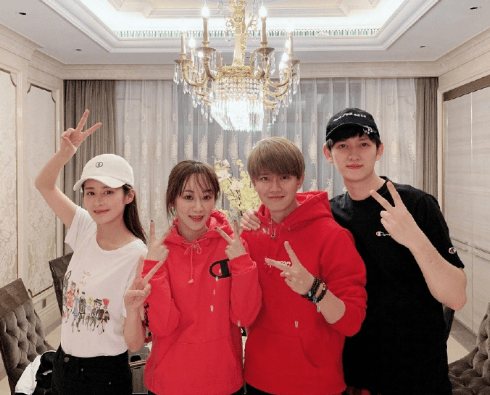 被曝隐婚后马可晒婚戒,杨紫任嘉伦去蹭饭,王丹妮做饭有多好吃?