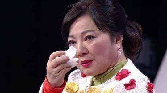 1997年,白冰冰女儿被绑,绑匪"撕票"前,她还在求记者:别拍了_白晓燕