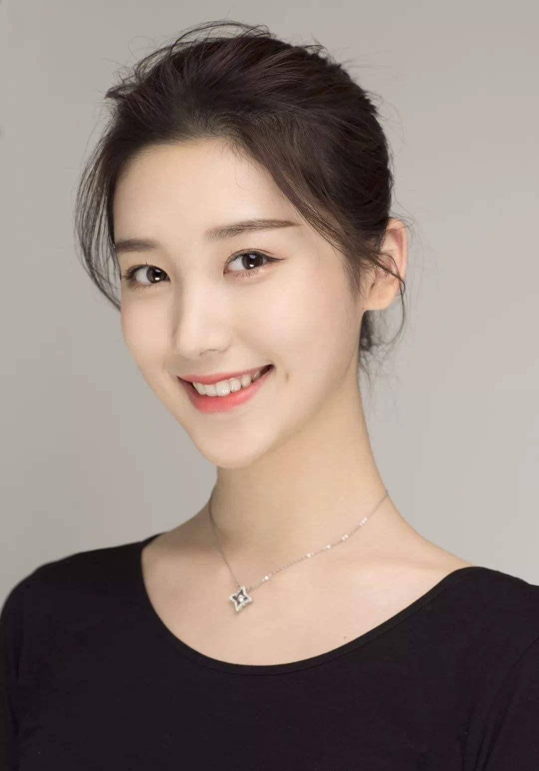 徐婉婷,笑容甜美迷人的亚洲超模冠军_视频_成功_网络