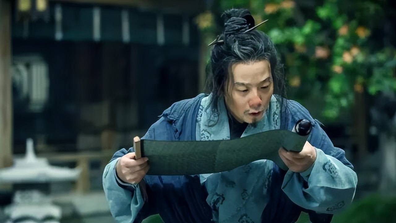 而张子健也彻底摆脱了李元芳的形象,费鸡师的扮演者陈创,更是让人赞叹