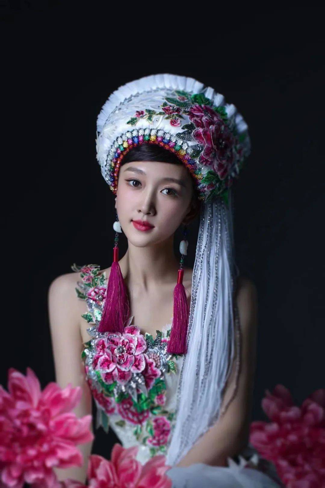 【好歌推荐】大理金花深情演唱,一起聆听好音乐!_表演_张帆宇_苍山