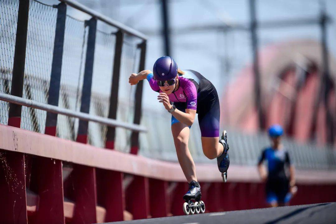 柚子轮滑" → 点击右上角".