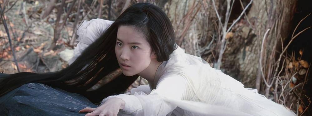 为女一号,她的光芒几乎都被女配宣萱,恬妞,邓萃雯以及麦家琪等人盖过