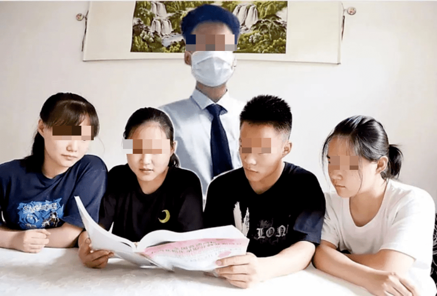 中国首例5胞胎年满20岁,学历现状曝光之后,让人一阵唏嘘_搜狐网