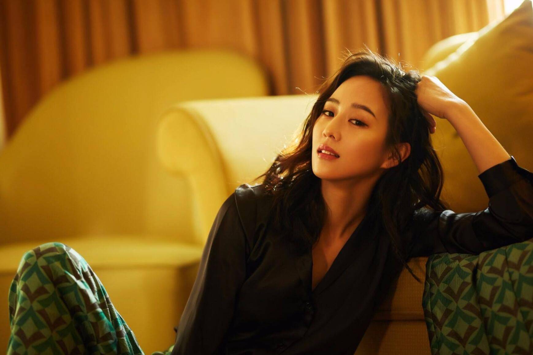 《秋蝉》后任嘉伦又一新剧,合作绝美张钧甯,时尚女二才是看点_人气