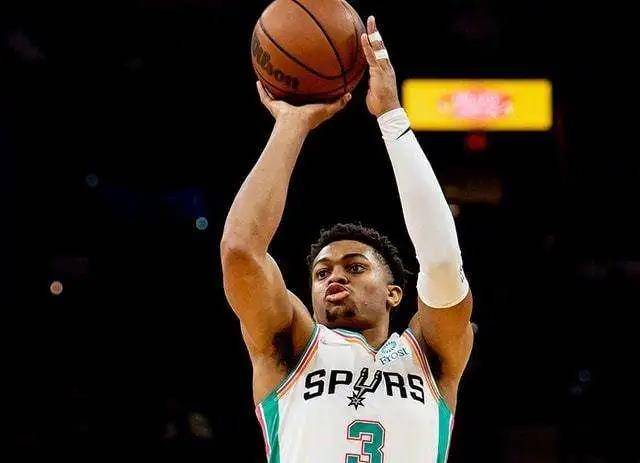 走近马刺的投篮良医:英格兰德,其实他比gdp更加隐秘而伟大_奇普_帕克