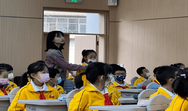 西山区丁晓红小学班主任工作室赴书林二小福海校区开展第二届微班会