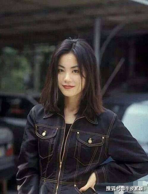 港风女神气质_港风妆容穿搭风格_那些年港片女神的风采