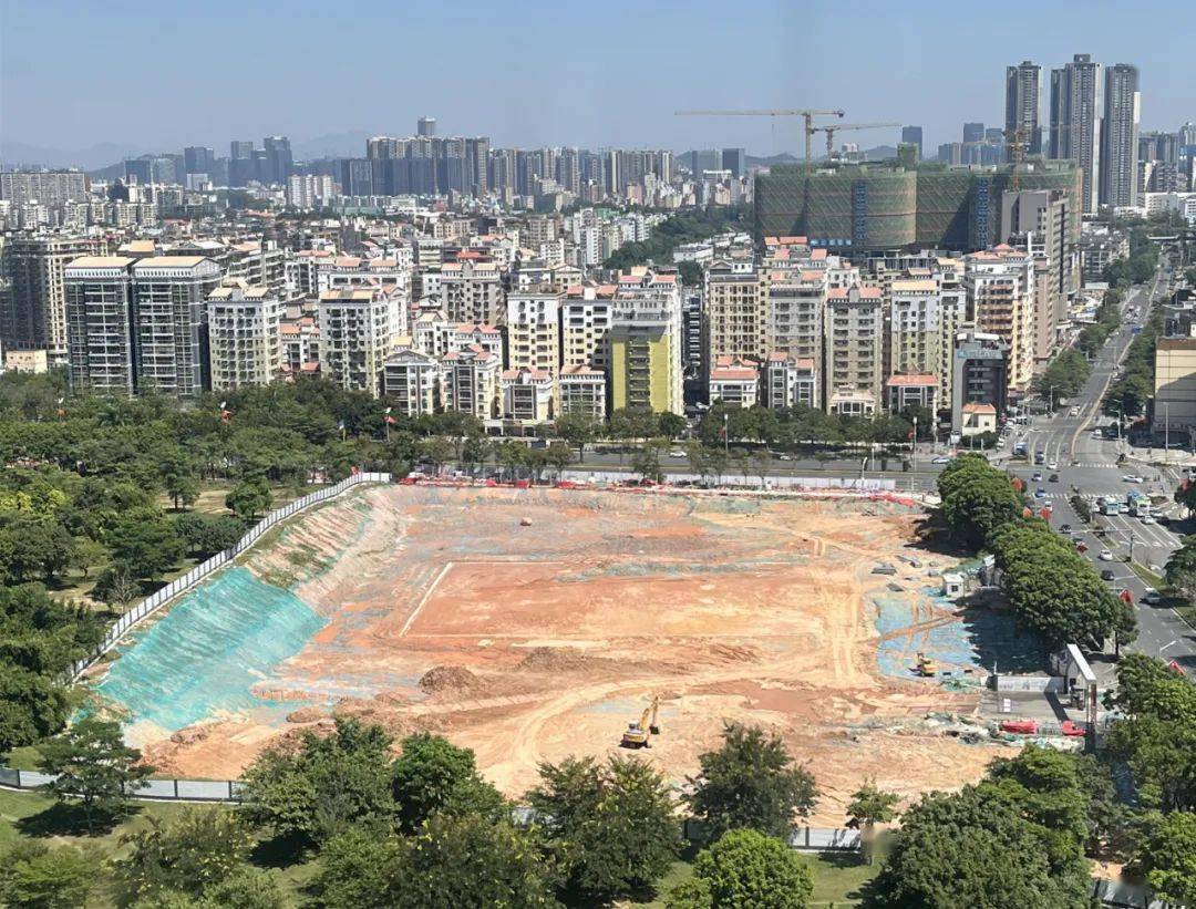 好消息,实探龙华海岸城、龙华万象城、龙华Costco三大顶级商业项目,最快年底见面~_星河_建设_华润置地