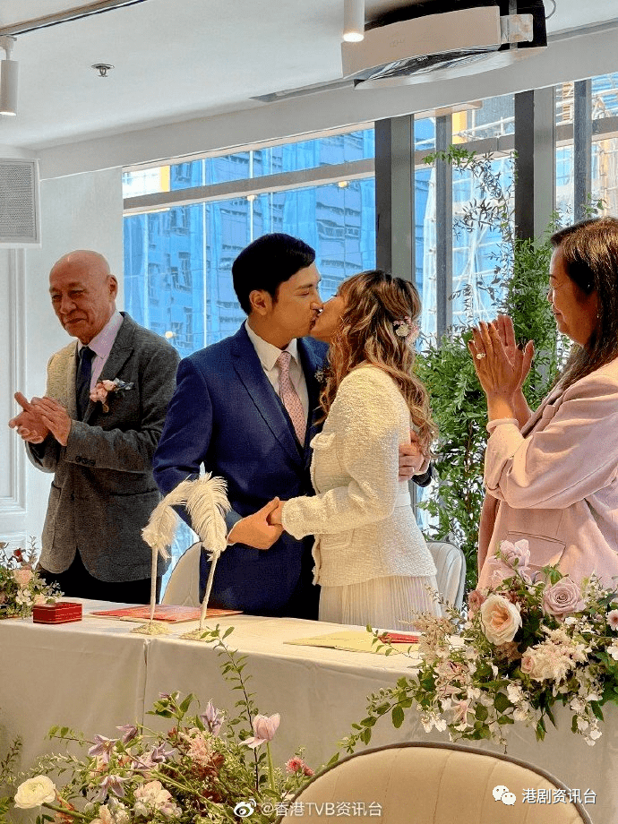 惟女方后来搭上跳水代表吴帅,爆未婚怀孕后更单方面宣布分手,饱受情伤