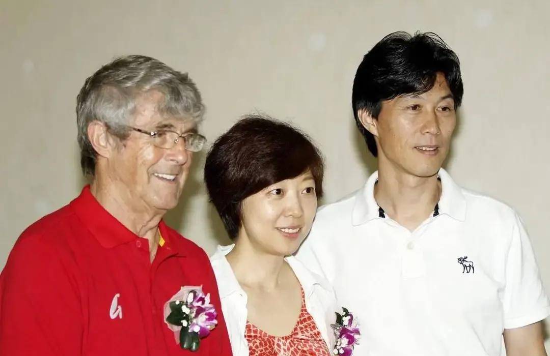 米卢笑言自己知道谁能带中国队再进世界杯:但他不想说,是李响吗_足球