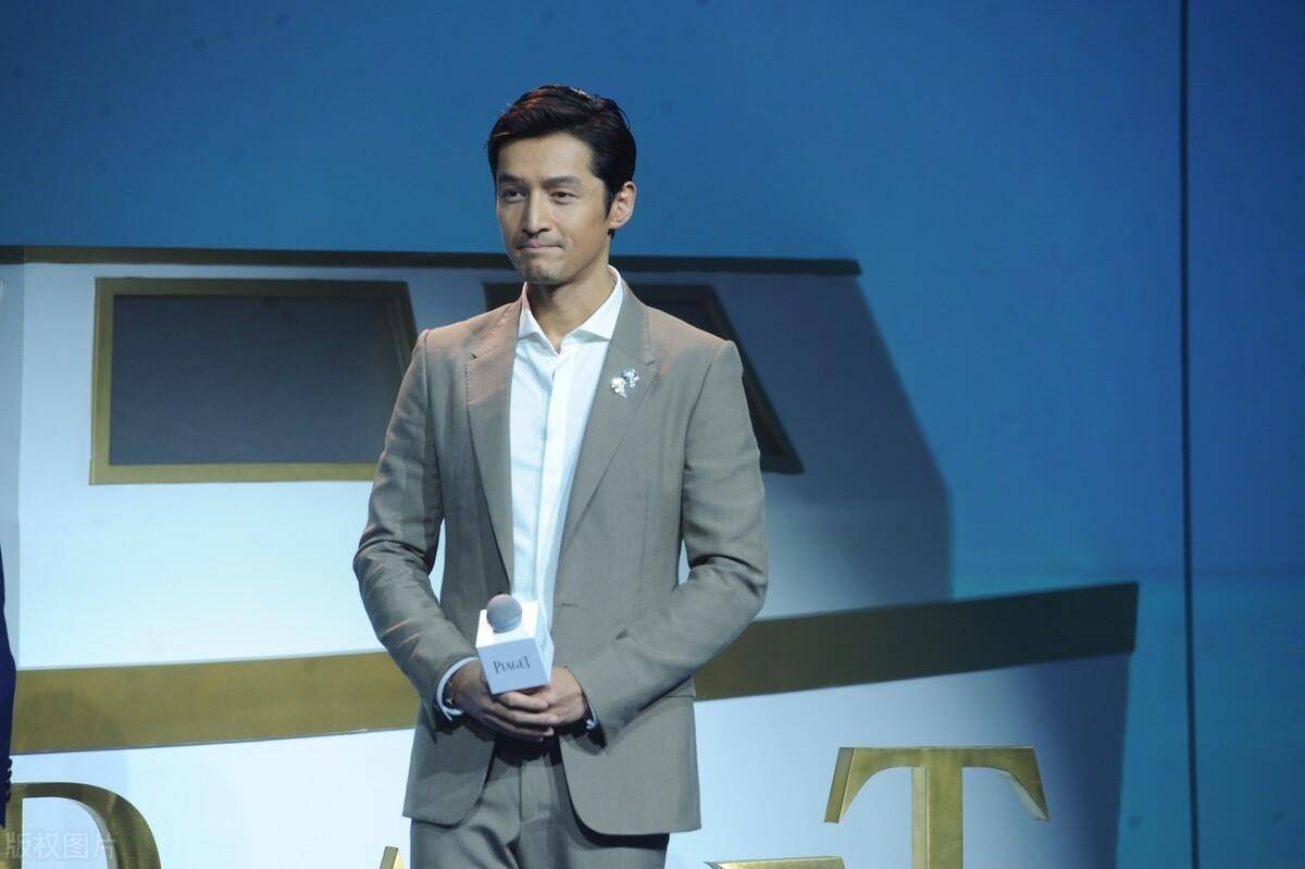 盘点那些《奔跑吧!兄弟》请不动的男星们_胡歌_霍建华_靳东