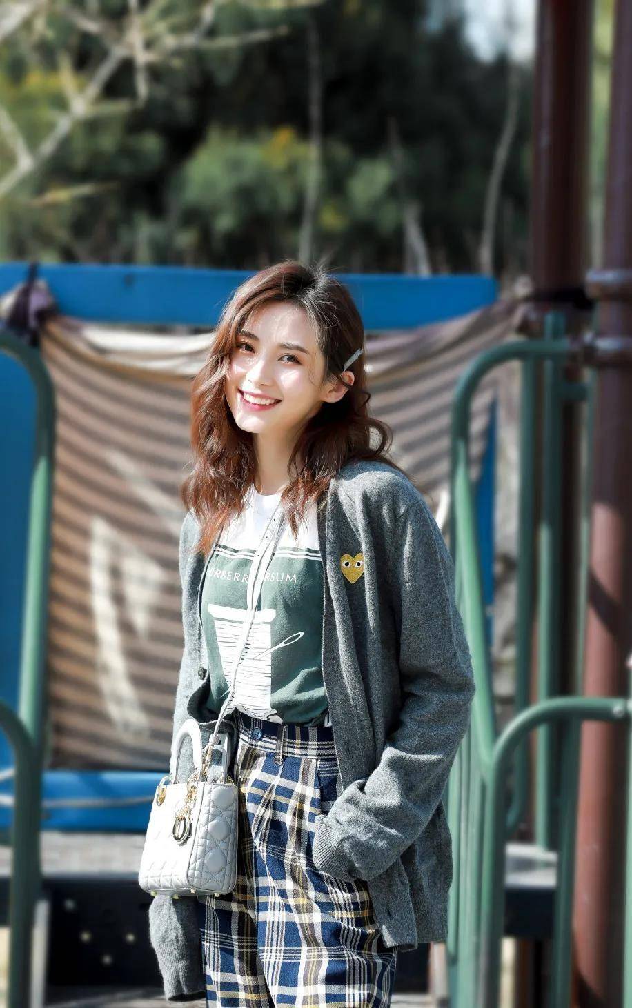 路晨,实力与颜值兼具的人气小花旦_角色_东北_影视剧