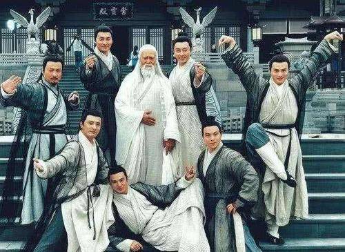 张翠山和殷素素自杀后,假如武当翻脸,能否灭在场的五派_谢逊_三丰