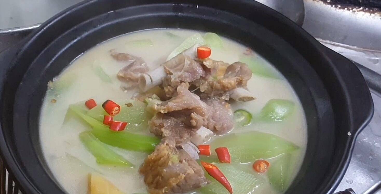 腊排骨炖莴笋的正确做法,切记不要直接下锅,一定要掌握方法_清水_包括