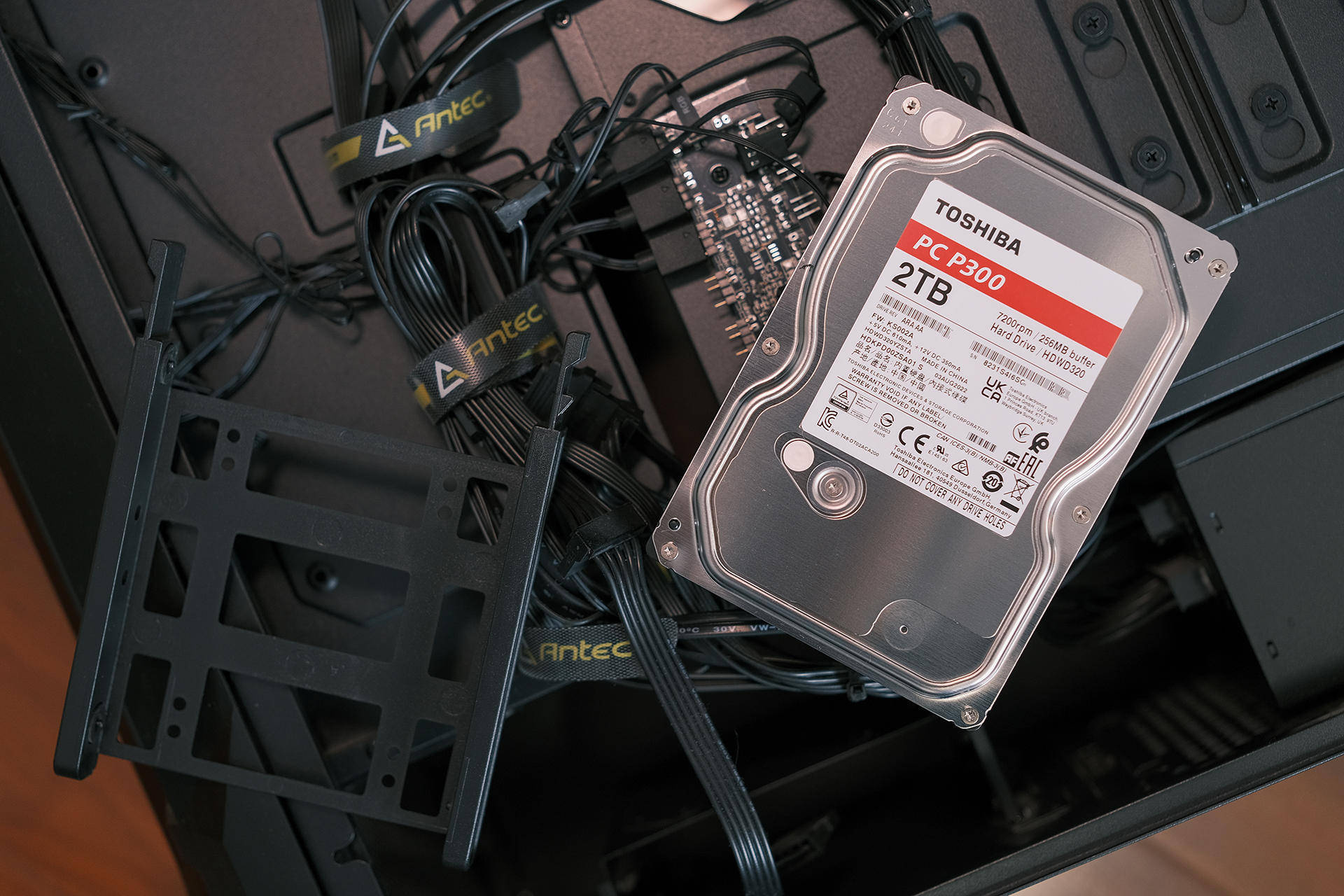 256m缓存传输更快一步,东芝新款p300机械硬盘体验测评_速度_视频剪辑