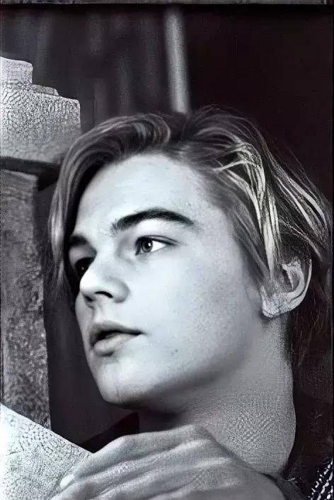 拥有一张天使吻过的脸,从小就很酷,年仅5岁就出道了_小李子_奥斯卡