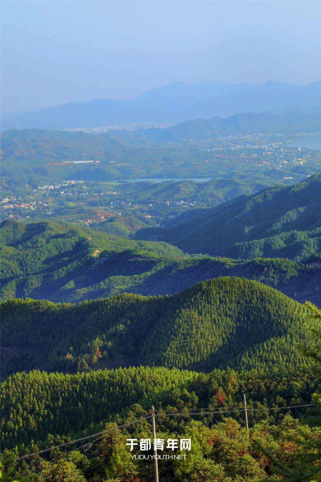 雩山山脉图片